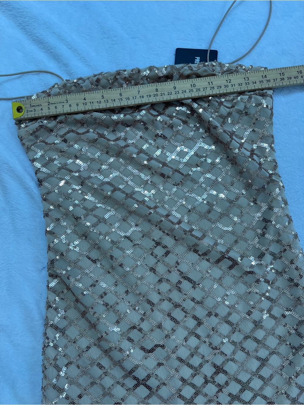 PrettyLittleThing Gold Sequin Strappy Bodycon Mini Dress NWT Size 4 - Picture 8 of 11